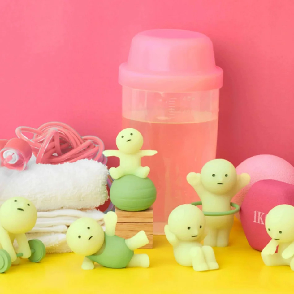 Glow In The Dark Mini Figure S - огляд і ціна Yoga Fitness First