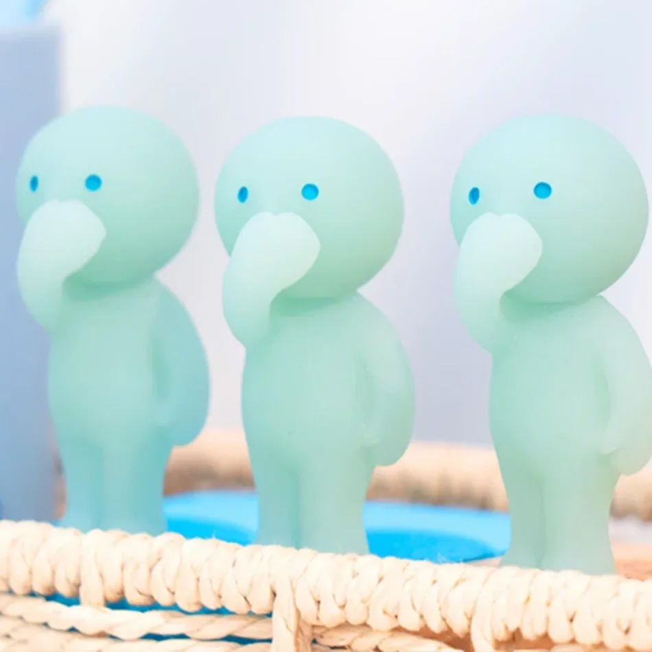 Glow In The Dark Mini Figure S - огляд і ціна Yoga Fitness First
