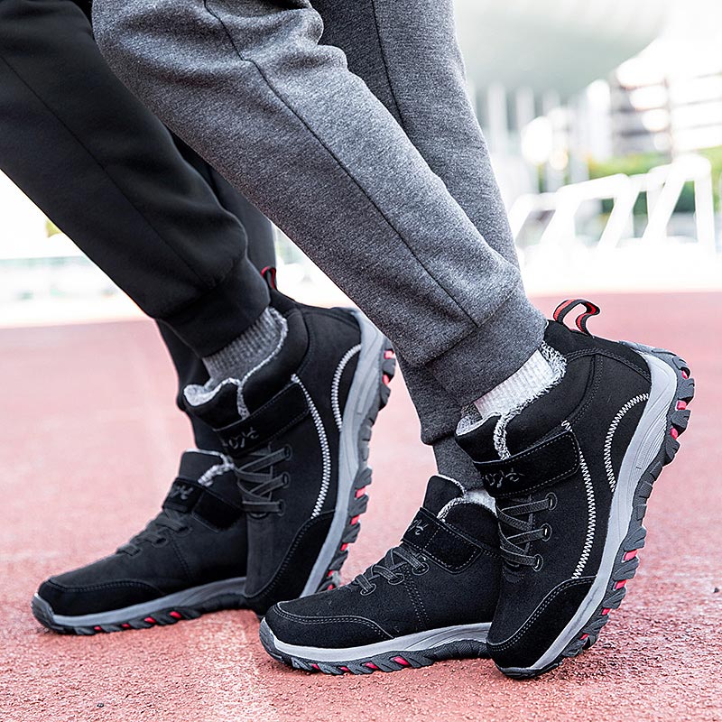 short winter sports shoes for  - огляд і ціна Yoga Fitness Holiday
